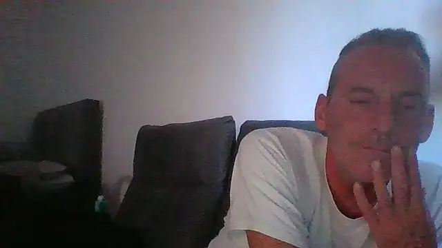 Snapshot of CanCumALot chatting on April 30, 3:40 pm CanCumALot online show from April 30, 3:40 pm