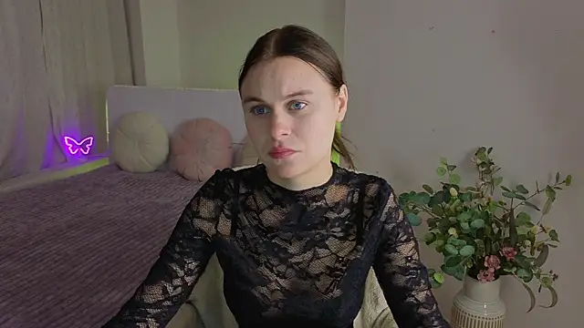 Nikkyy reed online show from May 8, 5:57 am