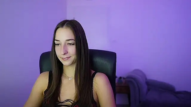 Crystalbrunette18 online show from July 13, 1:14 pm