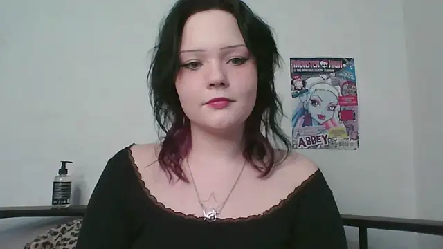 abbey-BAT online show from April 23, 3:58 pm