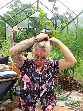 Blondejenn online show from July 21, 12:51 pm
