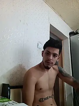 robertmrn112 online show from May 20, 11:49 am