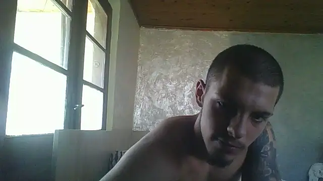 robertmrn112 online show from June 26, 2:21 pm