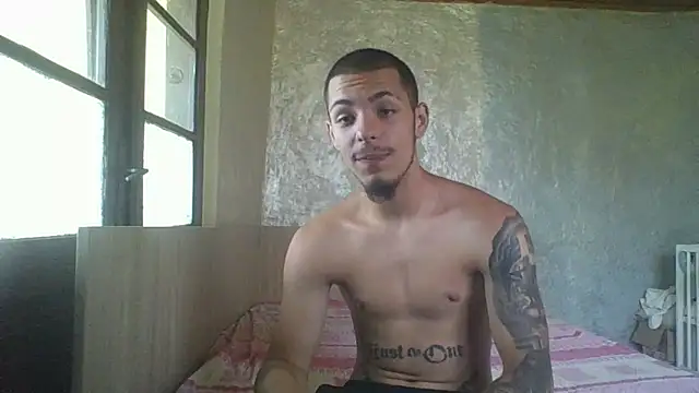robertmrn112 online show from June 28, 11:05 am