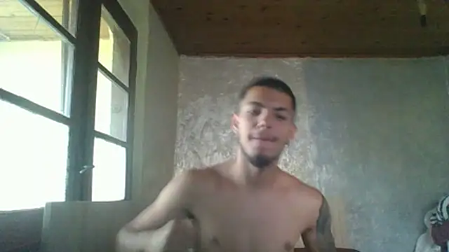 robertmrn112 online show from July 14, 5:18 pm