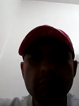 Snapshot of KingRichard3328 chatting on July 2, 3:51 pm KingRichard3328 online show from July 2, 3:51 pm
