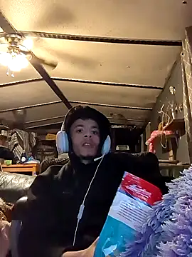 Snapshot of Bbcx2 chatting on April 6, 12:30 am Bbcx2 online show from April 6, 12:30 am