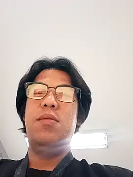 akiramoore online show from May 26, 1:23 am