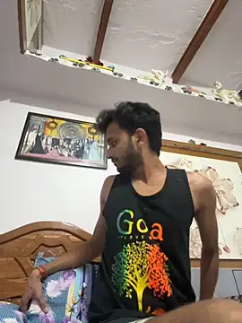 Snapshot of aadibuttplug chatting on May 10, 6:24 pm aadibuttplug online show from May 10, 6:24 pm