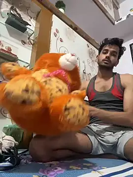 Snapshot of aadibuttplug chatting on May 29, 6:17 pm aadibuttplug online show from May 29, 6:17 pm