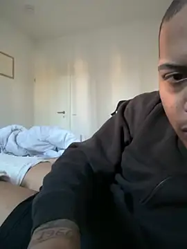 Yiskel online show from April 7, 4:29 pm