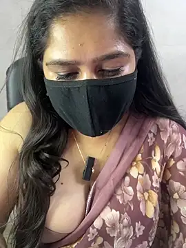 sarasofiaa  online show from May 24, 3:17 pm