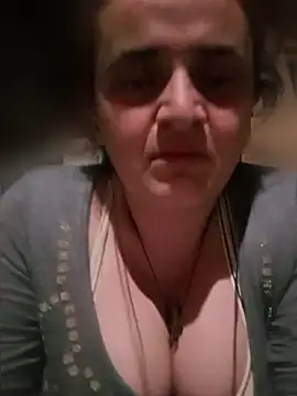 AnabelBexley online show from April 14, 6:25 pm