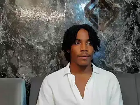 Snapshot of axel_silva4 chatting on June 6, 7:51 pm axel silva4 online show from June 6, 7:51 pm