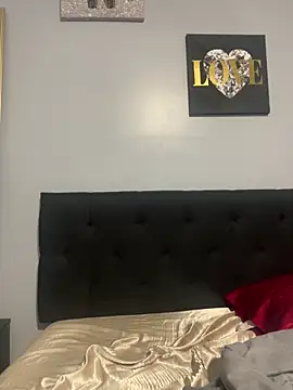 amberchill26 online show from May 14, 1:07 pm