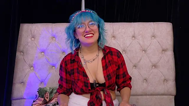 Snapshot of Zafiro_Kitsune chatting on June 30, 3:51 am Zafiro Kitsune online show from June 30, 3:51 am