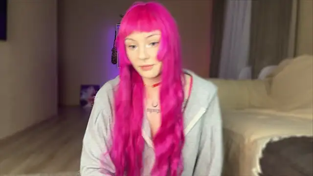 JuliaFlowerBliss online show from April 18, 1:09 am