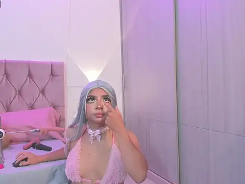 AnaiaMoons online show from April 10, 12:32 pm