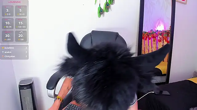 lucius morningstar online show from April 8, 8:31 pm