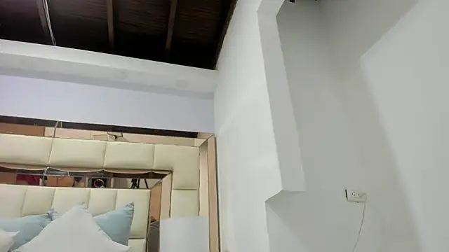 Snapshot of lia_damasco chatting on July 16, 5:08 pm lia damasco online show from July 16, 5:08 pm