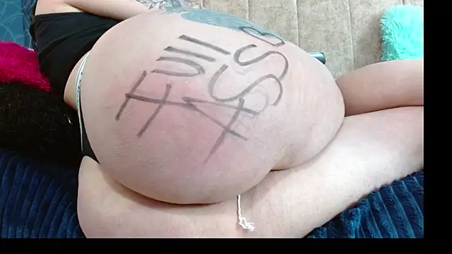 Melanie Slut nasty online show from June 6, 8:57 pm