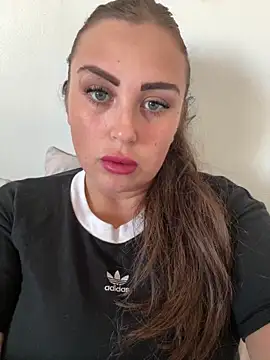 Shelly123Barrel online show from April 8, 11:32 am