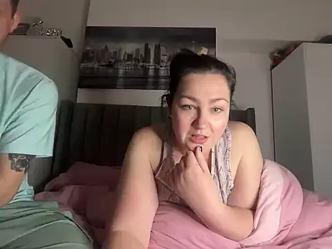 Snapshot of JASABELLEJULIAN chatting on April 12, 1:32 am JASABELLEJULIAN online show from April 12, 1:32 am
