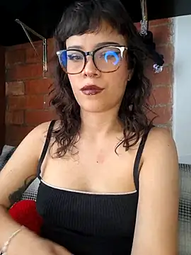 seijaku  online show from April 17, 5:27 pm