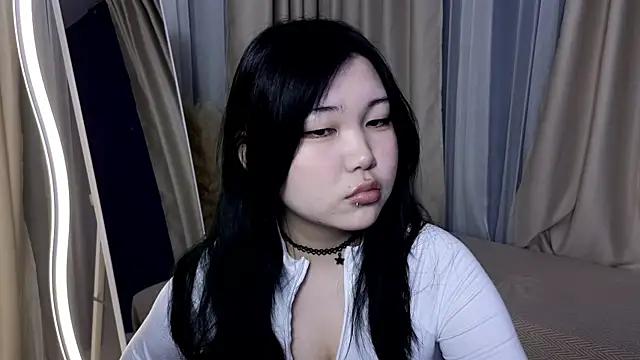Snapshot of kao_ri chatting on May 5, 1:35 am kao ri online show from May 5, 1:35 am