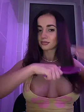 KarolDolly05 online show from June 3, 8:47 pm