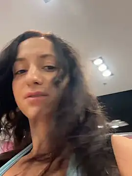 KarolDolly05 online show from July 8, 4:55 pm