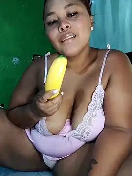 Snapshot of Nikita_Glam chatting on May 10, 2:28 am Nikita Glam online show from May 10, 2:28 am