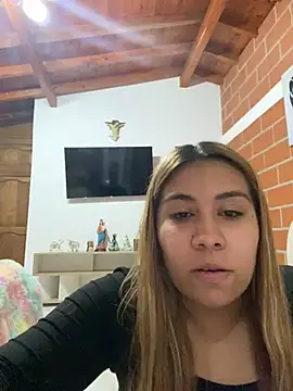  BellaSmith  online show from April 25, 2:58 am