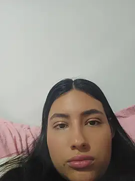 Snapshot of VioletRousee chatting on July 6, 7:27 pm VioletRousee online show from July 6, 7:27 pm