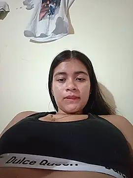 Snapshot of Kloe_zaf chatting on June 26, 5:23 am Kloe zaf online show from June 26, 5:23 am