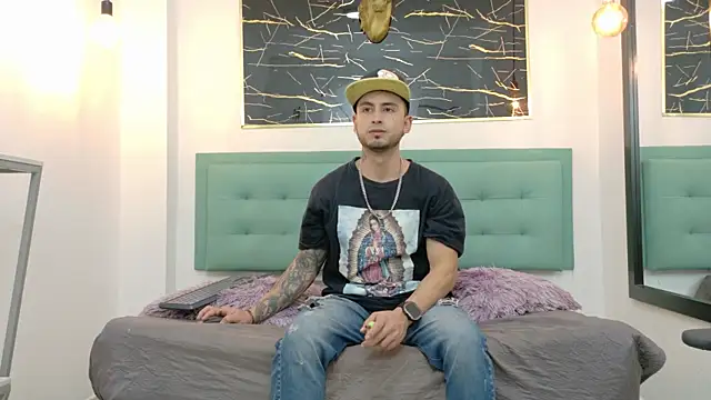 PowerLustX online show from July 4, 3:45 am