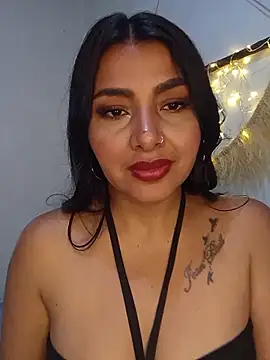 Snapshot of Antonella-corruso chatting on April 26, 7:22 pm Antonella-corruso online show from April 26, 7:22 pm