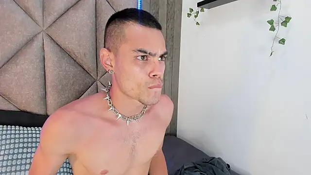 RomeoBoselli   online show from April 9, 7:52 pm