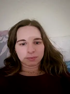 jade Montoe online show from April 8, 8:09 pm