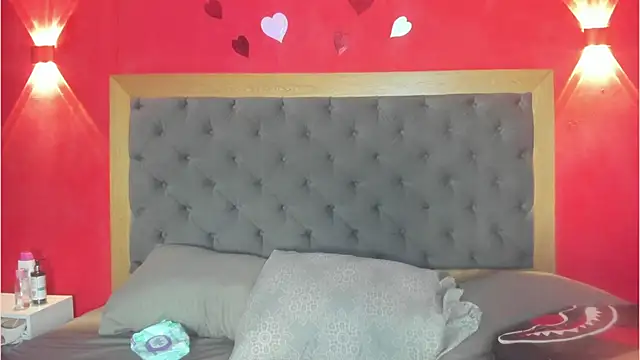 RosyRoos online show from May 28, 6:49 pm