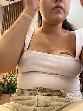 Hana-Parker online show from May 20, 8:37 pm