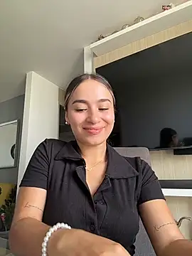 Snapshot of AmyRusso chatting on July 2, 8:48 pm AmyRusso online show from July 2, 8:48 pm