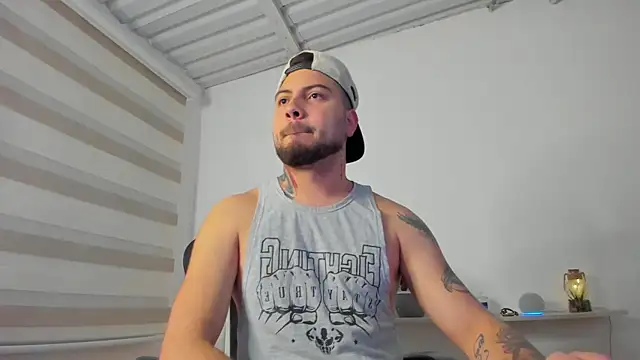 AaronHardi online show from May 21, 4:08 am
