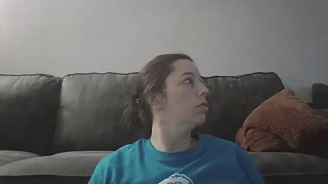 lily1982 online show from May 17, 2:09 am