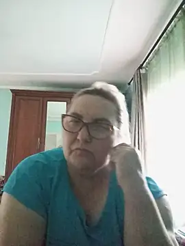Snapshot of AureliaSky598 chatting on June 16, 5:48 pm AureliaSky598 online show from June 16, 5:48 pm