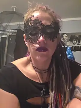 Snapshot of MistressSolena chatting on June 20, 4:26 am MistressSolena online show from June 20, 4:26 am