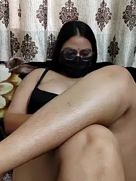 Snapshot of Aysha_69 chatting on June 11, 12:32 am Aysha 69 online show from June 11, 12:32 am