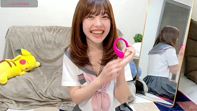 Snapshot of _tsukichan chatting on April 13, 2:50 am tsukichan online show from April 13, 2:50 am