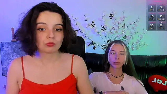 mia mooon  online show from June 30, 8:48 am