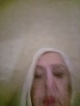Julia20X online show from June 14, 6:43 pm